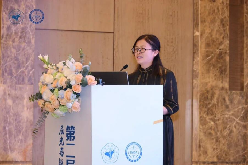 聚焦屈光白内障前沿,共探疑难手术新路径——第二届屈光与疑难性白内障手术高峰论坛在太原成功举办 14