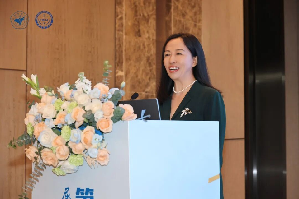 聚焦屈光白内障前沿,共探疑难手术新路径——第二届屈光与疑难性白内障手术高峰论坛在太原成功举办 2